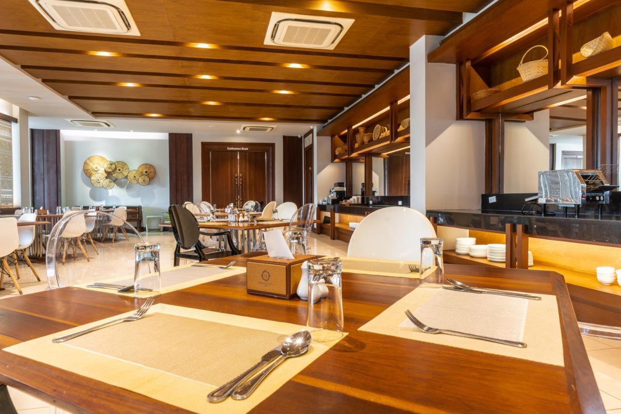 万象大酒店 外观 照片