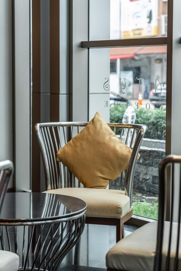 万象大酒店 外观 照片